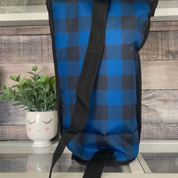 ❤️NEW!!!❤️Freezable Wine Bag. No ice packs needed. - Picture 10 of 11